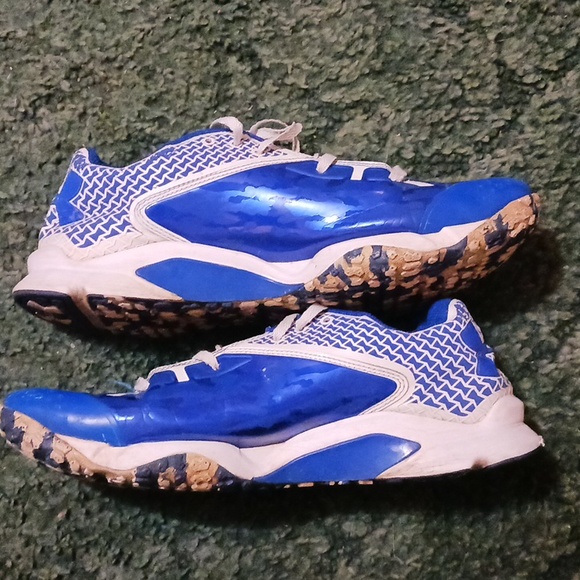 Men's Under Armour turf shoes Used - Picture 5 of 5